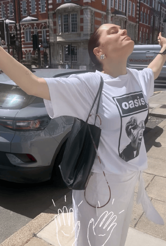 牛8配资 Jessie J透露乳腺癌手术后续：癌症没有扩散