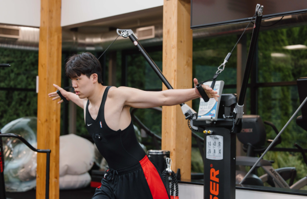 亿策略 又会有竞争对手要来? 杨瀚森晒最新训练照 开拓者有意以色列中锋